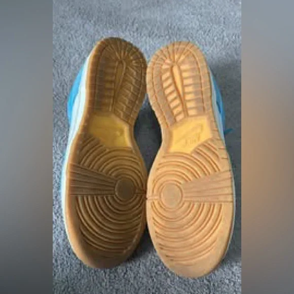 Nike Dunk Low SE "Baltic Blue"- women’s size 8/men’s size 6.5 - Picture 4 of 4